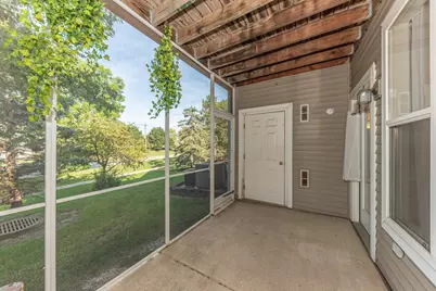 1486 Fox Pointe Circle, Ann Arbor, MI 48108 - Photo 15
