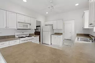 52689 Wildwood Dr, Macomb, MI 48042 - Photo 3