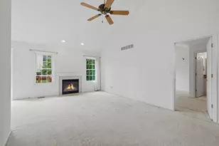 52689 Wildwood Dr, Macomb, MI 48042 - Photo 11