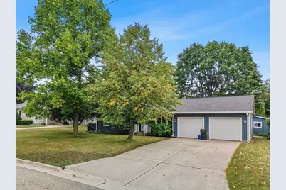 716 Valley Avenue, Fremont, MI 49412 - Photo 5