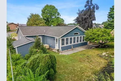 716 Valley Avenue, Fremont, MI 49412 - Photo 3