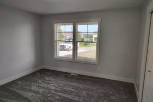 11658 Olive Lake Dr, West Olive, MI 49460 - Photo 17
