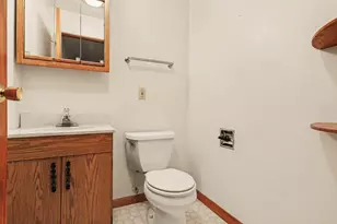913 Main St, Buchanan, MI 49107 - Photo 9