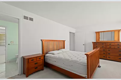 1757 Wickham Street, Royal Oak, MI 48073 - Photo 15