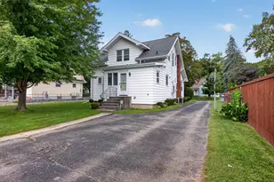 403 S Wisner St, Jackson, MI 49203 - Photo 3