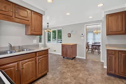 403 S Wisner Street, Jackson, MI 49203 - Photo 11