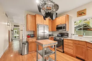 76550 Fieldstone Cir, South Haven, MI 49090 - Photo 13
