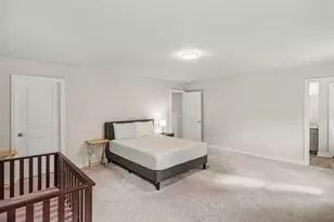 880 Machnik Dr, Chelsea, MI 48118 - Photo 9