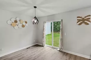 880 Machnik Dr, Chelsea, MI 48118 - Photo 7