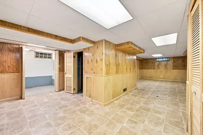 815 S Marias Avenue, Clawson, MI 48017 - Photo 21