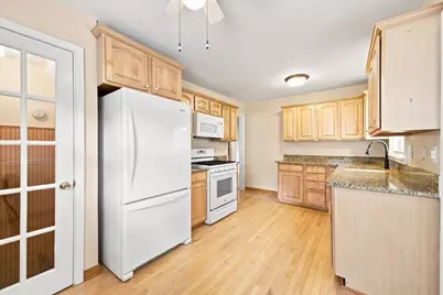 815 S Marias Avenue, Clawson, MI 48017 - Photo 11