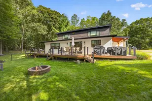 8433 Montreal Ln, Canadian Lakes, MI 49346 - Photo 5