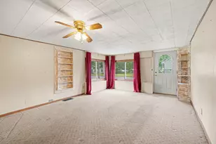 412 E Franklin St, Otsego, MI 49078 - Photo 5