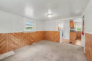 412 E Franklin St, Otsego, MI 49078 - Photo 7