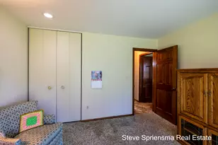 627 Carriage Ln, Jenison, MI 49428 - Photo 17