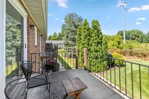 707 Andover St SE, Kentwood, MI 49548 - Photo 5