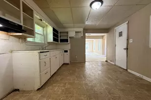 758 Oak Ave, Muskegon, MI 49442 - Photo 19