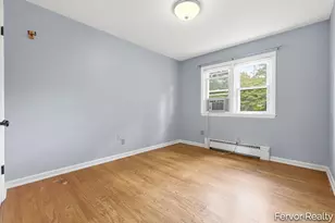 3520 Chamberlain Ave SE, Grand Rapids, MI 49508 - Photo 11