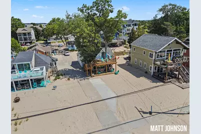 1682 Beach Street, Muskegon, MI 49441 - Photo 27