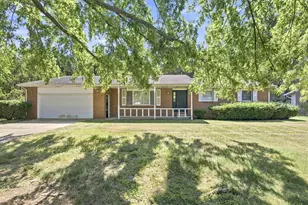 1436 St Joseph Cir, Saint Joseph, MI 49085 - Photo 1