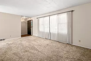 1436 St Joseph Cir, Saint Joseph, MI 49085 - Photo 7