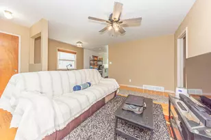 29865 Orangelawn St, Livonia, MI 48150 - Photo 7