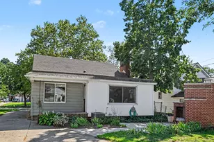 147 W 29th St, Holland, MI 49423 - Photo 3