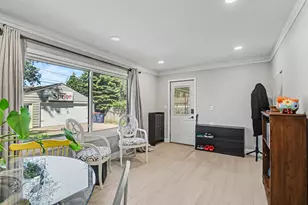 147 W 29th St, Holland, MI 49423 - Photo 11