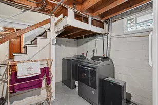 147 W 29th St, Holland, MI 49423 - Photo 23