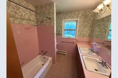 6844 Evergreen Street, Portage, MI 49024 - Photo 11