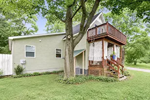 627 Francis St, South Haven, MI 49090 - Photo 7