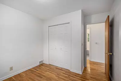 5215 E S Avenue, Vicksburg, MI 49097 - Photo 13