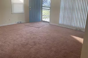 10641 S Troy St, Oak Park, MI 48237 - Photo 13