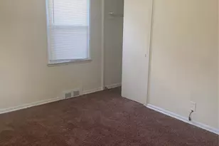 10641 S Troy St, Oak Park, MI 48237 - Photo 37