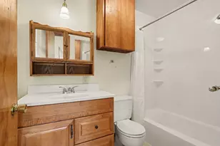 411 Walden Dr, Otsego, MI 49078 - Photo 13