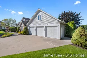 7105 Placid Pointe Ct SE, Caledonia, MI 49316 - Photo 3