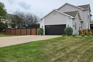 4734 Pleasant Meadow Circle, Saint Joseph, MI 49085 - Photo 43
