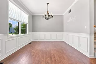 4734 Pleasant Meadow Circle, Saint Joseph, MI 49085 - Photo 7