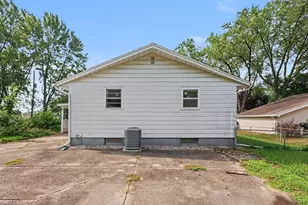 223 Marcus St SW, Grand Rapids, MI 49548 - Photo 5