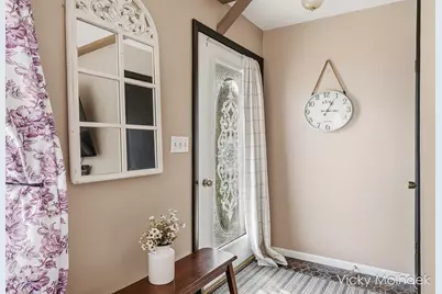 1651 Sunny Creek Street SE, Kentwood, MI 49508 - Photo 5