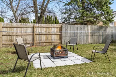 1651 Sunny Creek Street SE, Kentwood, MI 49508 - Photo 37