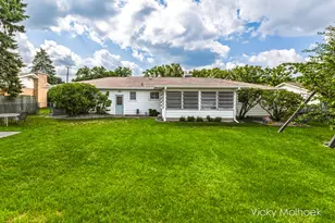 1651 Sunny Creek St SE, Kentwood, MI 49508 - Photo 41