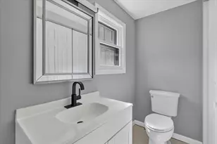60 E Hickory Rd, Battle Creek, MI 49017 - Photo 23