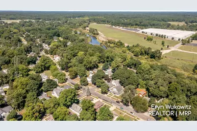 317 W Montcalm Street, Greenville, MI 48838 - Photo 11