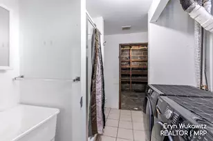 317 W Montcalm St, Greenville, MI 48838 - Photo 19