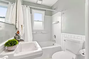 1207 Orchard Ave, Saint Joseph, MI 49085 - Photo 13