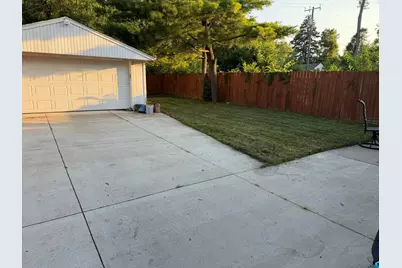 15292 Spring Garden Street, Detroit, MI 48205 - Photo 3