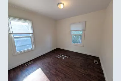 80 Clairmount Avenue, Detroit, MI 48202 - Photo 17