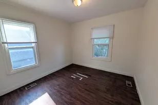 80 Clairmount Ave, Detroit, MI 48202 - Photo 17