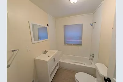80 Clairmount Avenue, Detroit, MI 48202 - Photo 25